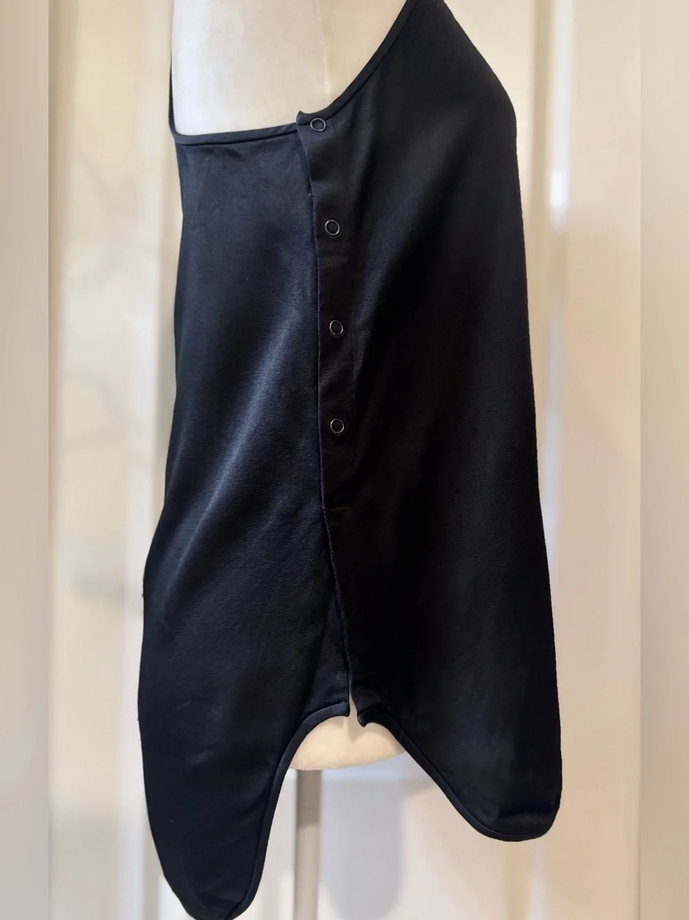 Theory Prestia Black Sleeveless Tunic Racerback Tank Top